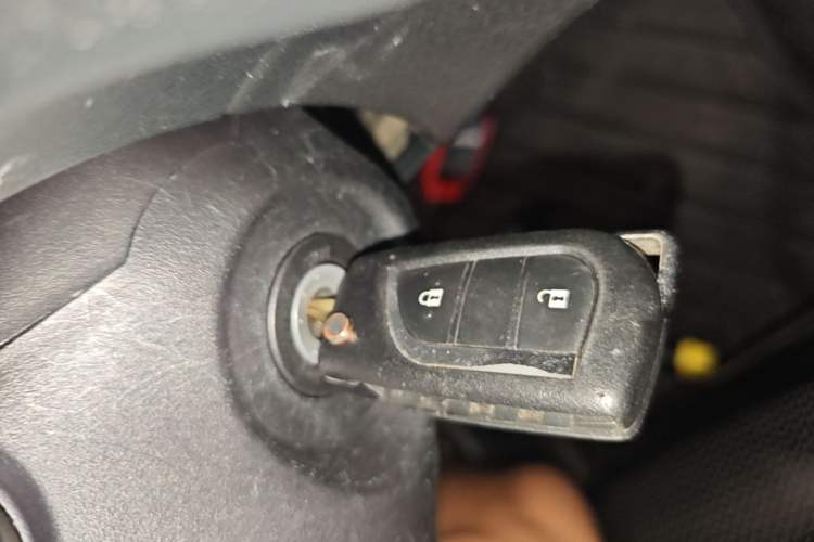 Used Toyota YARiS L Zhi Xuan 2021 1.5L CVT Leading Edition Vehicle Key