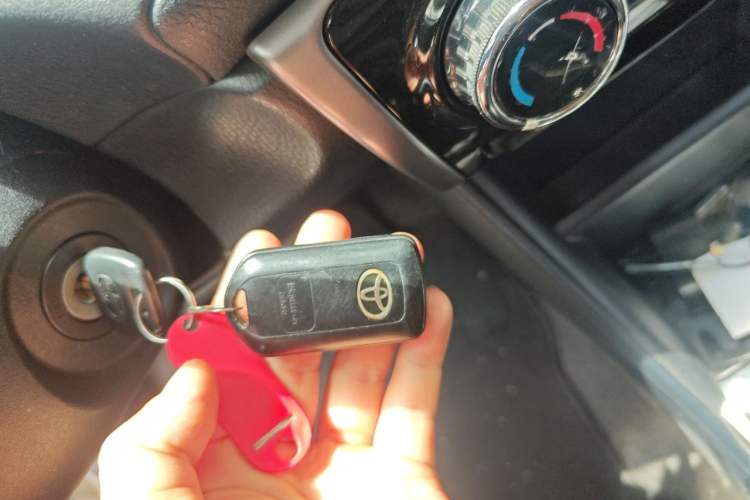 Used Toyota YARiS L Zhi Xuan 2021 X-Trail 1.5L CVT Luxury Edition Vehicle Key