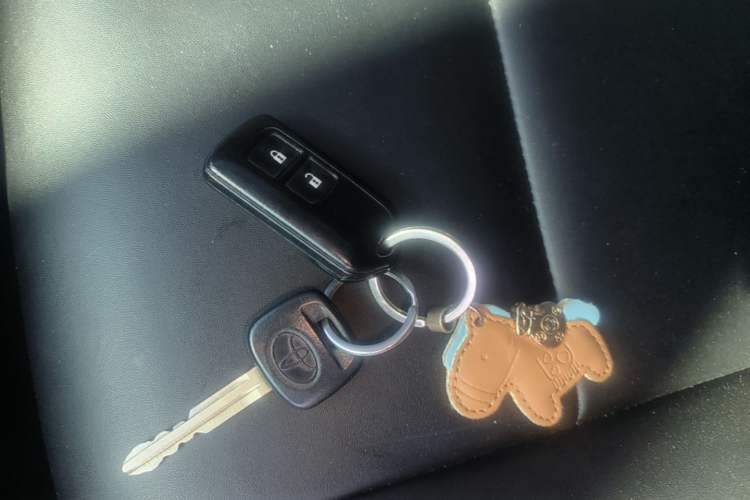 Used Toyota YARiS L Zhi Xuan 2021 X-Trail 1.5L CVT Leading Edition Vehicle Key