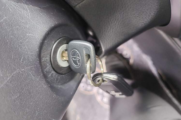 Used Toyota YARiS L Zhi Xuan 2021 X-Trail 1.5L CVT Luxury Edition Vehicle Key