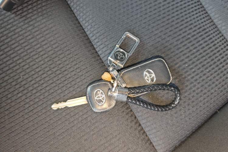 Used Toyota YARiS L Zhi Xuan 2021 X-Trail 1.5L CVT Leading Edition Vehicle Key