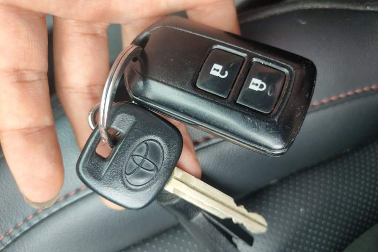 Used Toyota YARiS L Zhi Xuan 2021 X-Trail 1.5L CVT Luxury Edition Vehicle Key