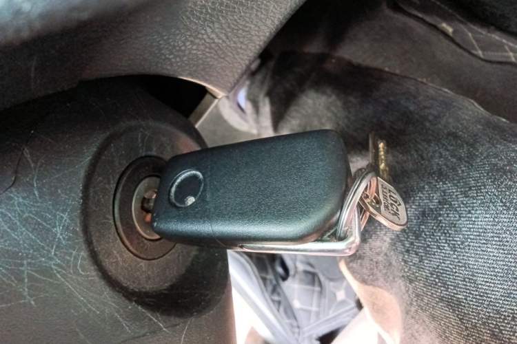 Used Toyota YARiS L Zhi Xuan 2021 1.5L CVT Leading Edition Vehicle Key