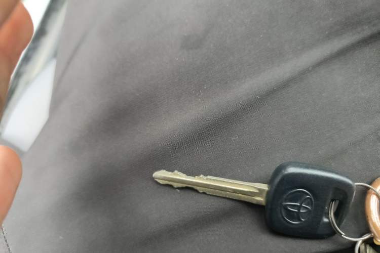 Used Toyota YARiS L Zhi Xuan 2021 X-Trail 1.5L CVT Leading Edition Vehicle Key