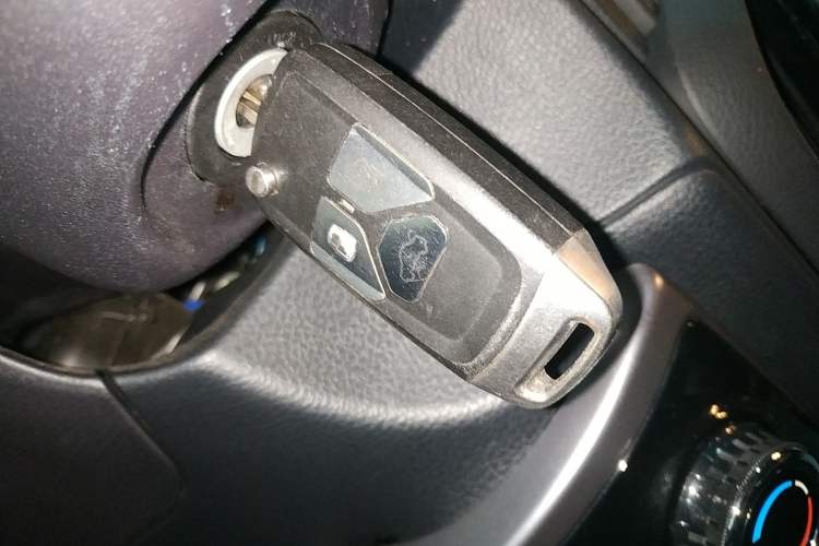 Used Toyota YARiS L Zhi Xuan 2021 X-Trail 1.5L CVT Leading Edition Vehicle Key