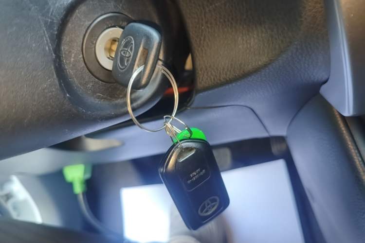 Used Toyota YARiS L Zhi Xuan 2021 X-Trail 1.5L CVT Leading Edition Vehicle Key