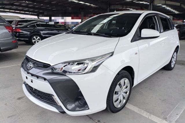 Ojetý Toyota YARiS L Zhi Xuan 2021 1.5L CVT Leading Edition