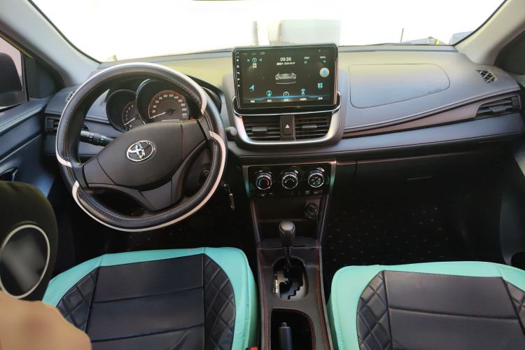 Used Toyota YARiS L Zhi Xuan 2021 1.5L CVT Leading Edition Center Console