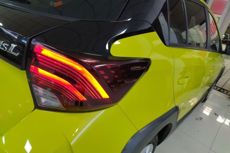 Used Toyota YARiS L Zhi Xuan 2021 X-Trail 1.5L CVT Leading Edition Right Rear Taillight
