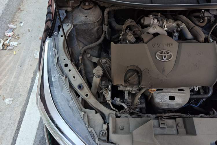 Used Toyota YARiS L Zhi Xuan 2022 X-Trail 1.5L CVT Prestige Edition Engine Bay Right
