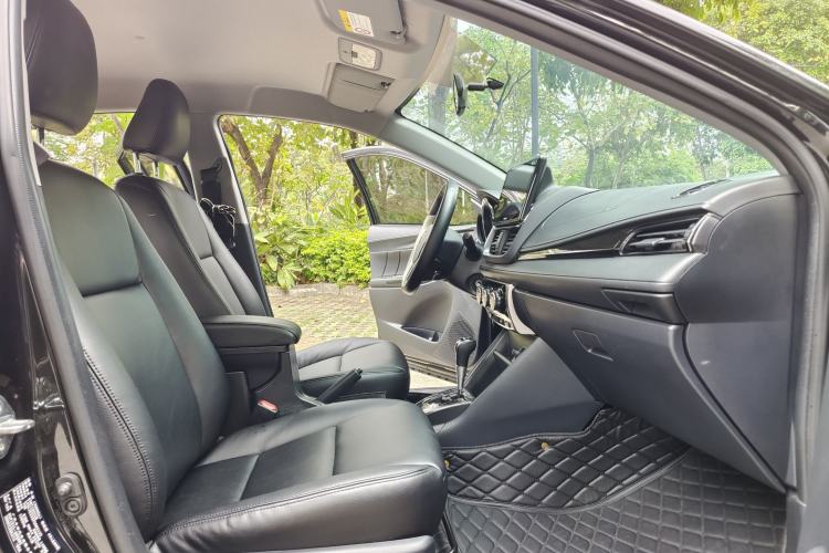 Used Toyota YARiS L Zhi Xuan 2022 X-Trail 1.5L CVT Leading PLUS Edition Interior 2
