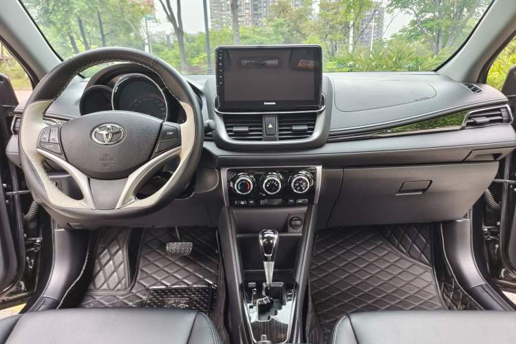 Used Toyota YARiS L Zhi Xuan 2022 X-Trail 1.5L CVT Leading PLUS Edition Interior 3