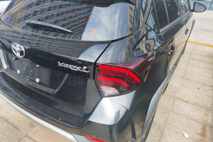 Used Toyota YARiS L Zhi Xuan 2022 X-Trail 1.5L CVT Luxury PLUS Edition Right Rear Taillight