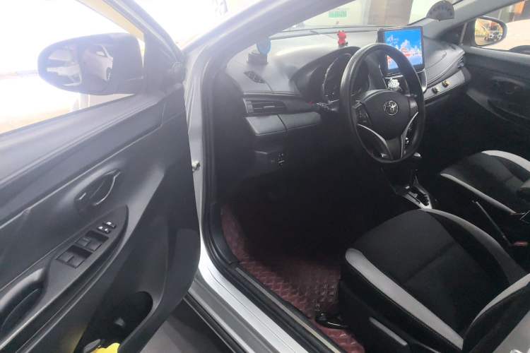 Used Toyota YARiS L Zhi Xuan 2022 X-Trail 1.5L CVT Leading PLUS Edition Driver Seat