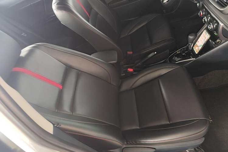 Used Toyota YARiS L Zhi Xuan 2022 X-Trail 1.5L CVT Luxury PLUS Edition Right Front Seat