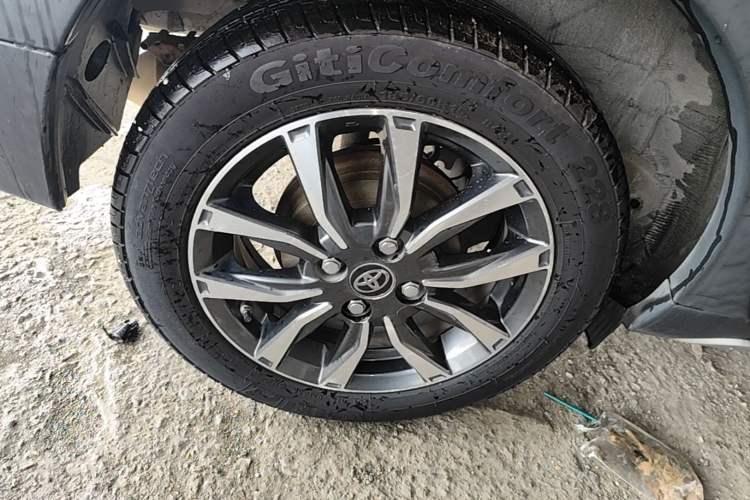 Used Toyota YARiS L Zhi Xuan 2022 X-Trail 1.5L CVT Luxury PLUS Edition Right Rear Wheel Hub