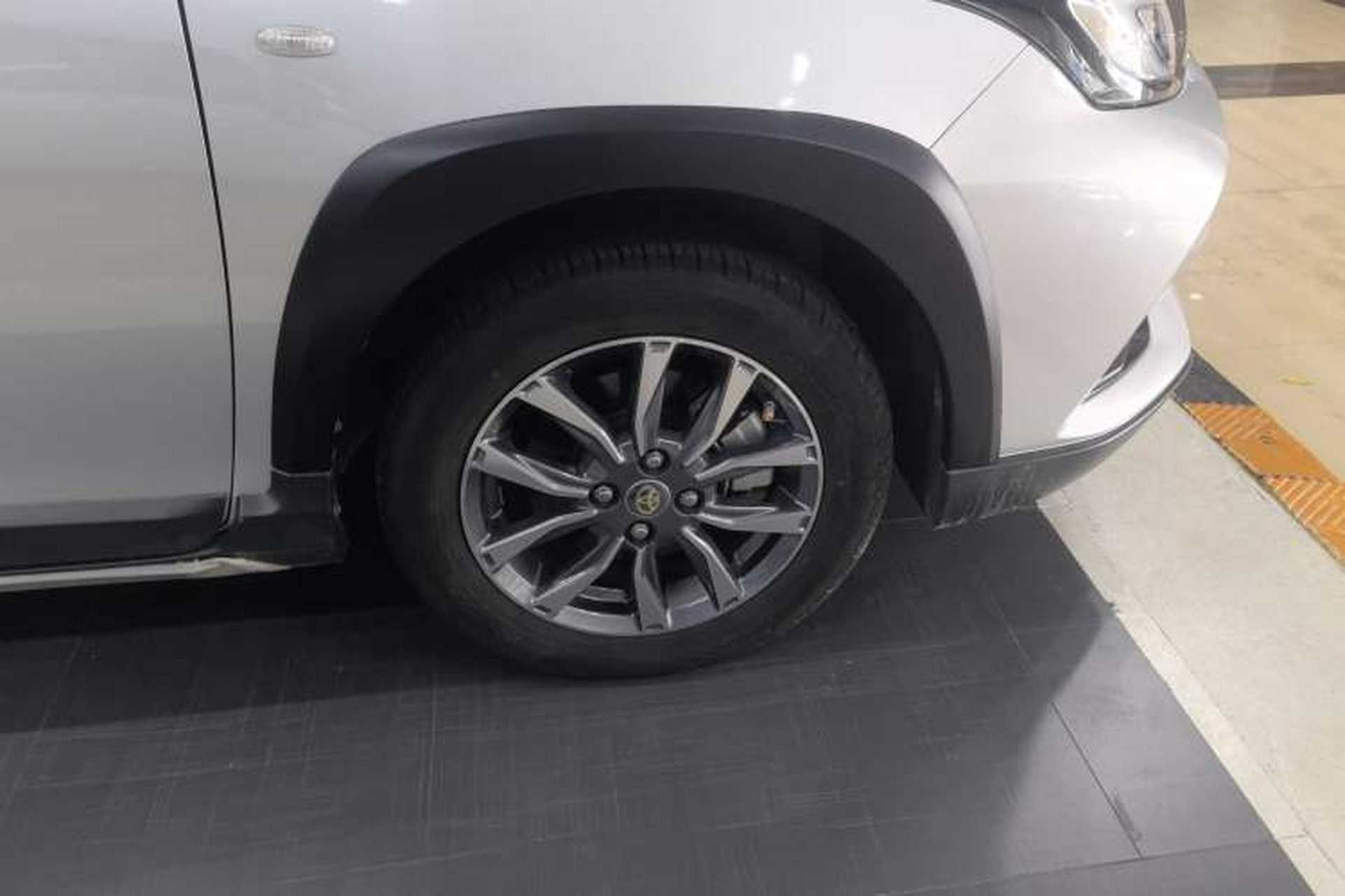 Used Toyota YARiS L Zhi Xuan 2022 X-Trail 1.5L CVT Leading PLUS Edition Right Rear Wheel Hub