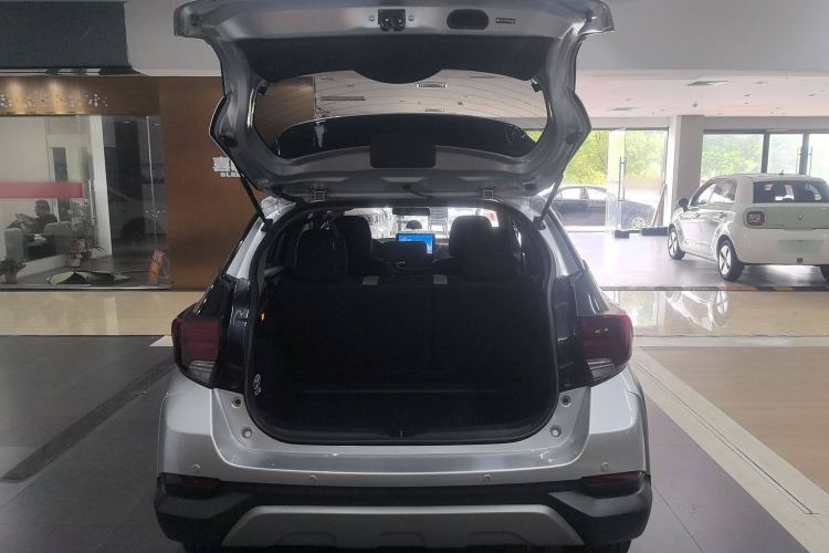 Used Toyota YARiS L Zhi Xuan 2022 X-Trail 1.5L CVT Leading PLUS Edition Trunk