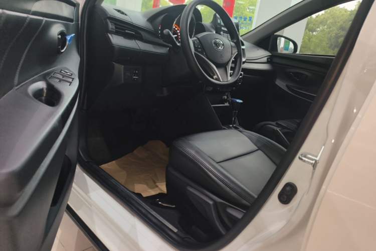 Used Toyota YARiS L Zhi Xuan 2022 1.5L CVT Leading PLUS Edition Driver Seat