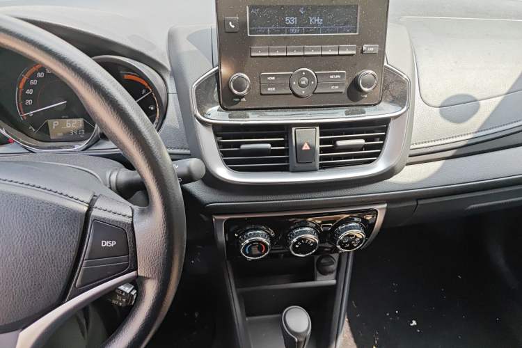 Used Toyota YARiS L Zhi Xuan 2022 X-Trail 1.5L CVT Leading PLUS Edition Audio And AC Panel