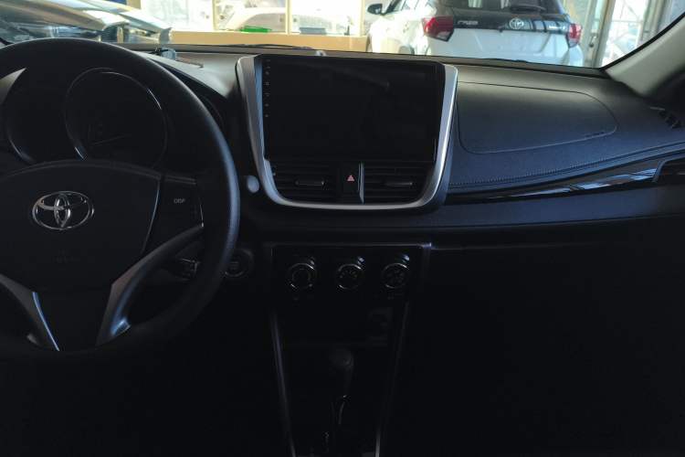 Used Toyota YARiS L Zhi Xuan 2022 X-Trail 1.5L CVT Luxury PLUS Edition Audio And AC Panel