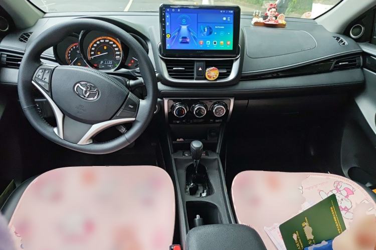 Used Toyota YARiS L Zhi Xuan 2022 X-Trail 1.5L CVT Luxury PLUS Edition Center Console