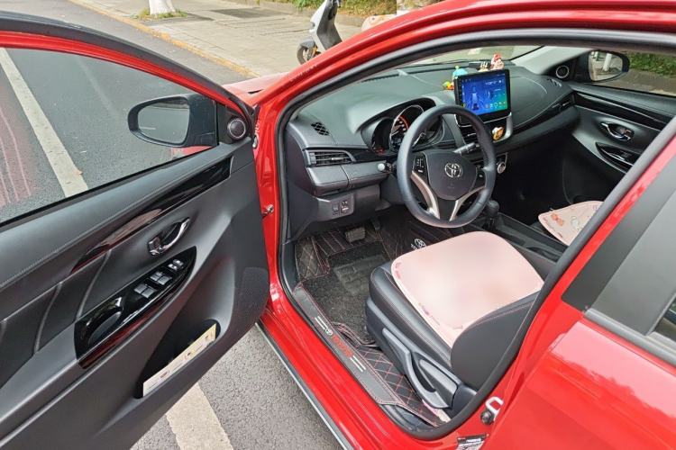 Used Toyota YARiS L Zhi Xuan 2022 X-Trail 1.5L CVT Luxury PLUS Edition Driver Seat
