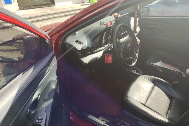 Used Toyota YARiS L Zhi Xuan 2022 X-Trail 1.5L CVT Leading PLUS Edition Driver Seat