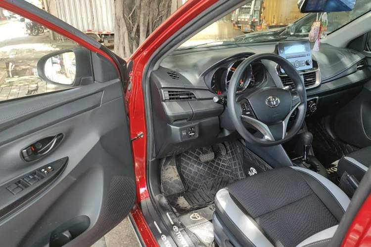 Used Toyota YARiS L Zhi Xuan 2022 X-Trail 1.5L CVT Leading PLUS Edition Driver Seat