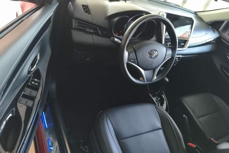 Used Toyota YARiS L Zhi Xuan 2022 X-Trail 1.5L CVT Luxury PLUS Edition Driver Seat