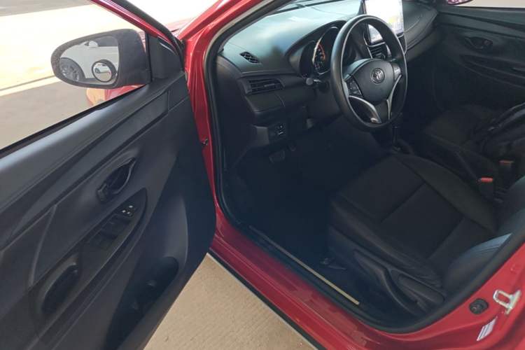 Used Toyota YARiS L Zhi Xuan 2022 X-Trail 1.5L CVT Leading PLUS Edition Driver Seat