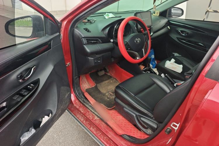 Used Toyota YARiS L Zhi Xuan 2022 X-Trail 1.5L CVT Luxury PLUS Edition Driver Seat