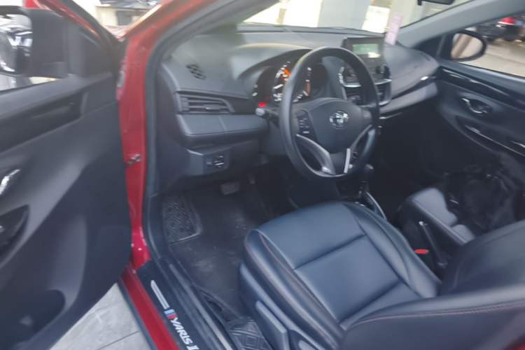 Used Toyota YARiS L Zhi Xuan 2022 X-Trail 1.5L CVT Luxury PLUS Edition Driver Seat