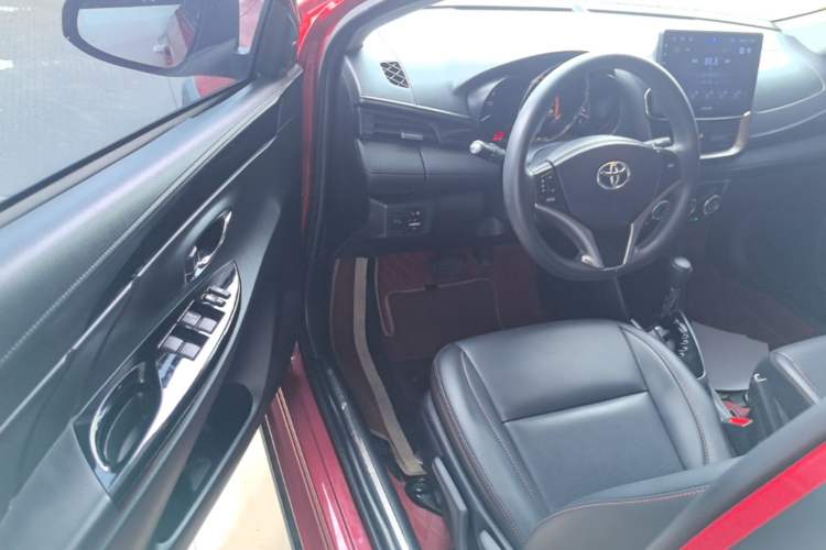 Used Toyota YARiS L Zhi Xuan 2022 X-Trail 1.5L CVT Luxury PLUS Edition Driver Seat