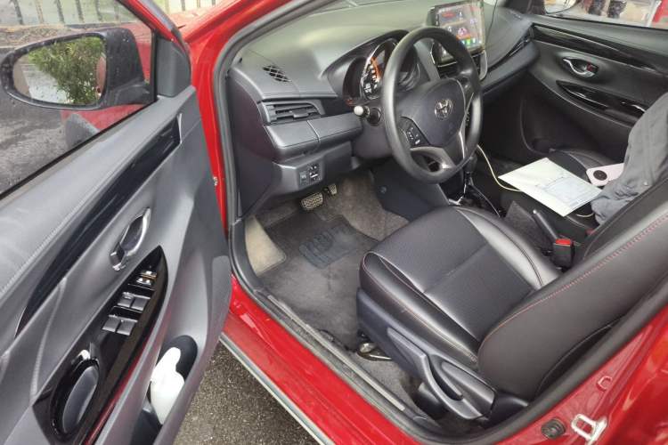 Used Toyota YARiS L Zhi Xuan 2022 X-Trail 1.5L CVT Luxury PLUS Edition Driver Seat
