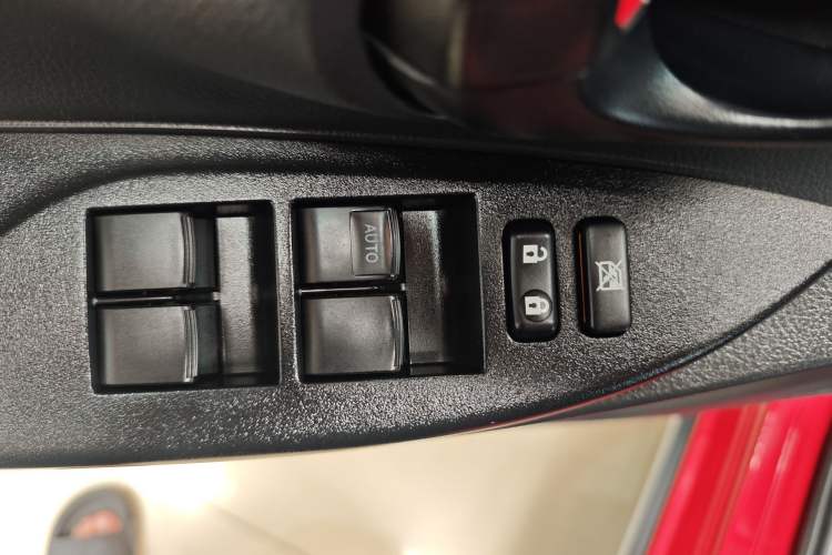 Used Toyota YARiS L Zhi Xuan 2022 X-Trail 1.5L CVT Leading PLUS Edition Exterior 11