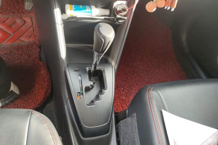 Used Toyota YARiS L Zhi Xuan 2022 X-Trail 1.5L CVT Leading PLUS Edition Gear Lever