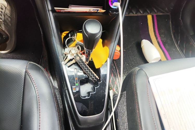 Used Toyota YARiS L Zhi Xuan 2022 X-Trail 1.5L CVT Luxury PLUS Edition Gear Lever