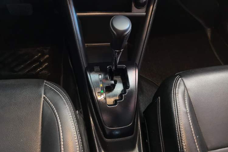 Used Toyota YARiS L Zhi Xuan 2022 X-Trail 1.5L CVT Leading PLUS Edition Gear Lever