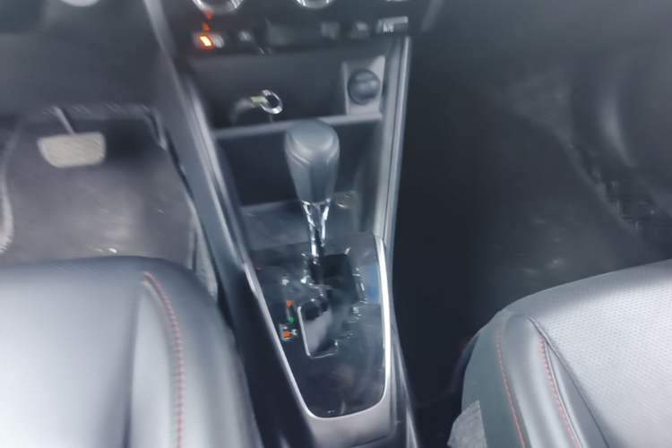 Used Toyota YARiS L Zhi Xuan 2022 X-Trail 1.5L CVT Luxury PLUS Edition Gear Lever