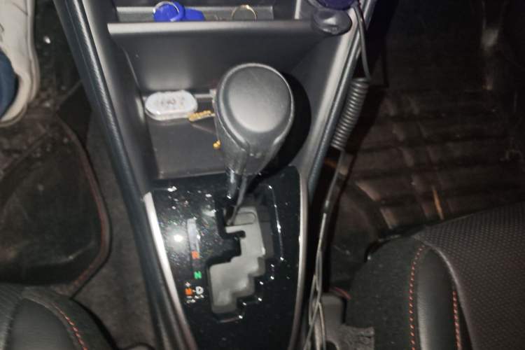Used Toyota YARiS L Zhi Xuan 2022 X-Trail 1.5L CVT Luxury PLUS Edition Gear Lever