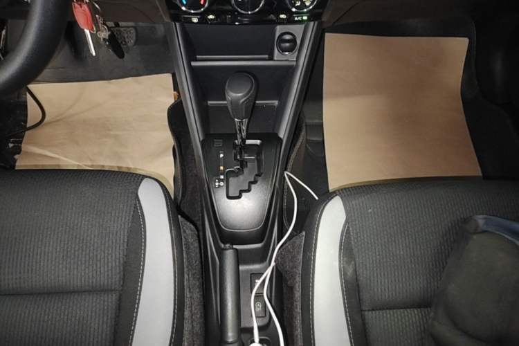 Used Toyota YARiS L Zhi Xuan 2022 X-Trail 1.5L CVT Leading PLUS Edition Gear Lever