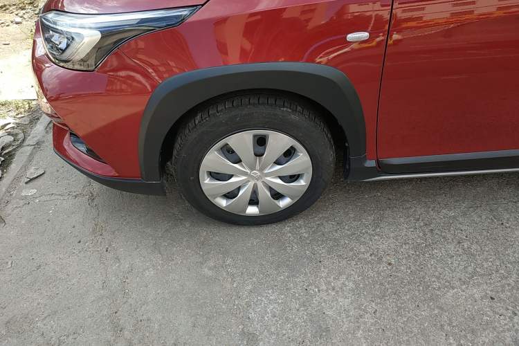 Used Toyota YARiS L Zhi Xuan 2022 X-Trail 1.5L CVT Leading PLUS Edition Left Front Wheel Hub
