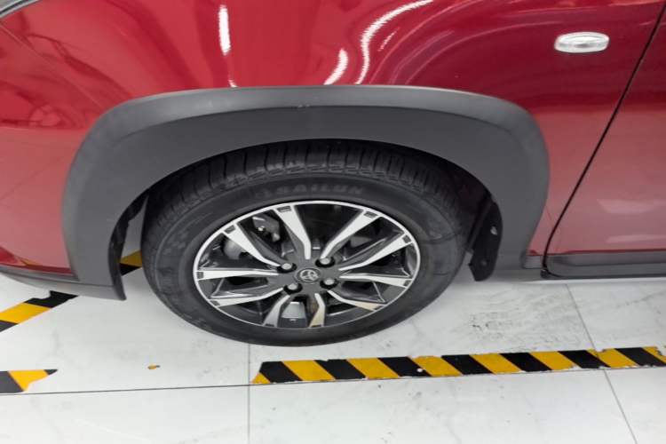Used Toyota YARiS L Zhi Xuan 2022 X-Trail 1.5L CVT Luxury PLUS Edition Left Front Wheel Hub