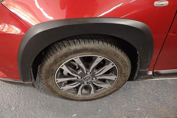 Used Toyota YARiS L Zhi Xuan 2022 X-Trail 1.5L CVT Luxury PLUS Edition Left Front Wheel Hub