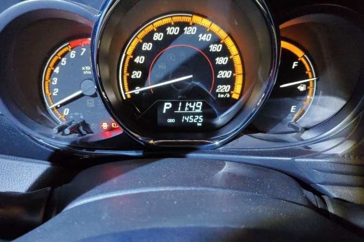 Used Toyota YARiS L Zhi Xuan 2022 X-Trail 1.5L CVT Luxury PLUS Edition Odometer Close Up