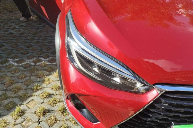 Used Toyota YARiS L Zhi Xuan 2022 X-Trail 1.5L CVT Leading PLUS Edition Right Front Headlight