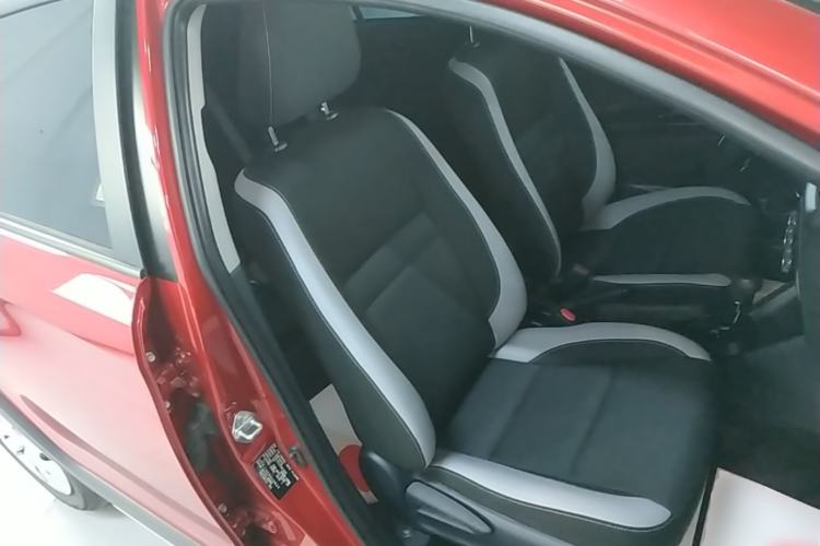 Used Toyota YARiS L Zhi Xuan 2022 X-Trail 1.5L CVT Leading PLUS Edition Right Front Seat