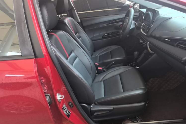 Used Toyota YARiS L Zhi Xuan 2022 X-Trail 1.5L CVT Luxury PLUS Edition Right Front Seat
