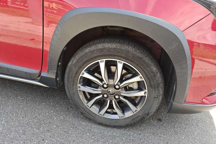 Used Toyota YARiS L Zhi Xuan 2022 X-Trail 1.5L CVT Luxury PLUS Edition Right Front Wheel Hub